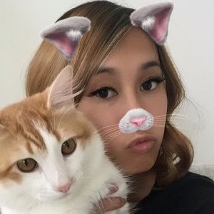 Meet your Posher, Naomi